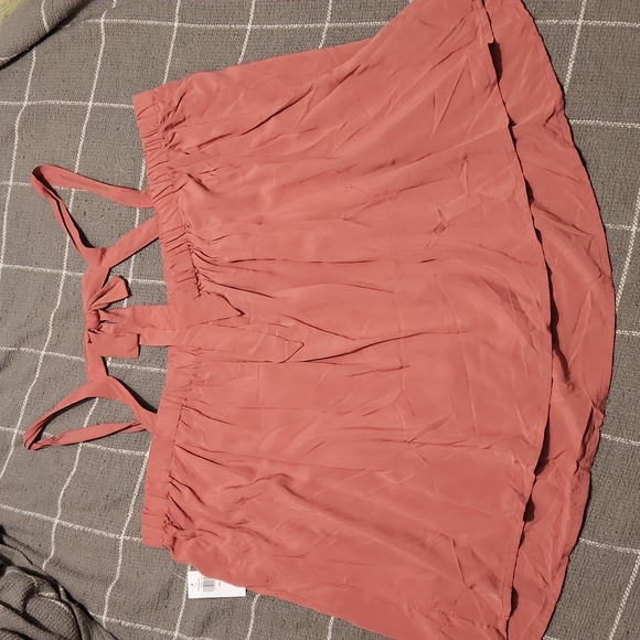 Old navy nwt tank - Picture 4 of 4